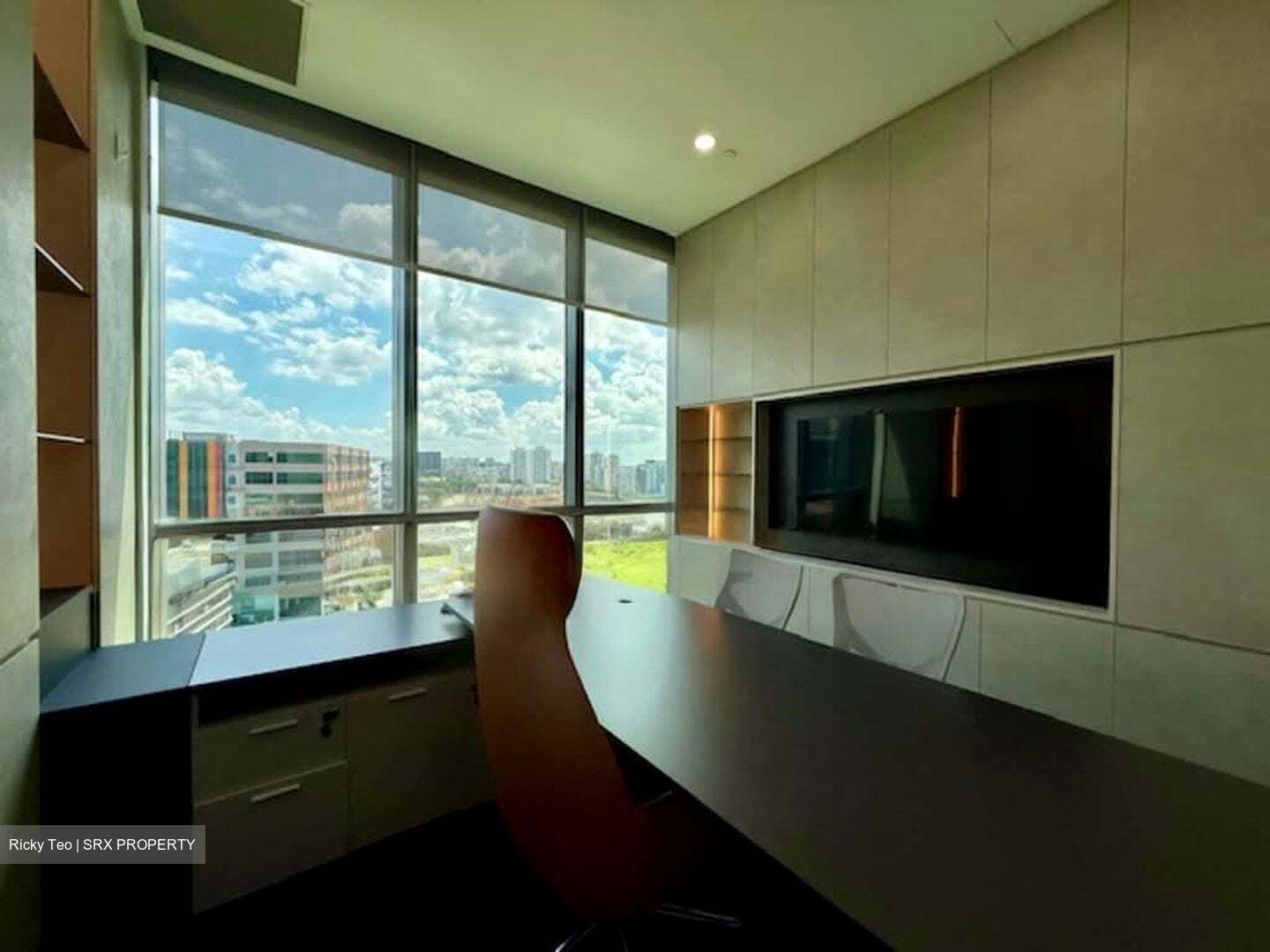 Kallang Way (D13), Factory #546774421